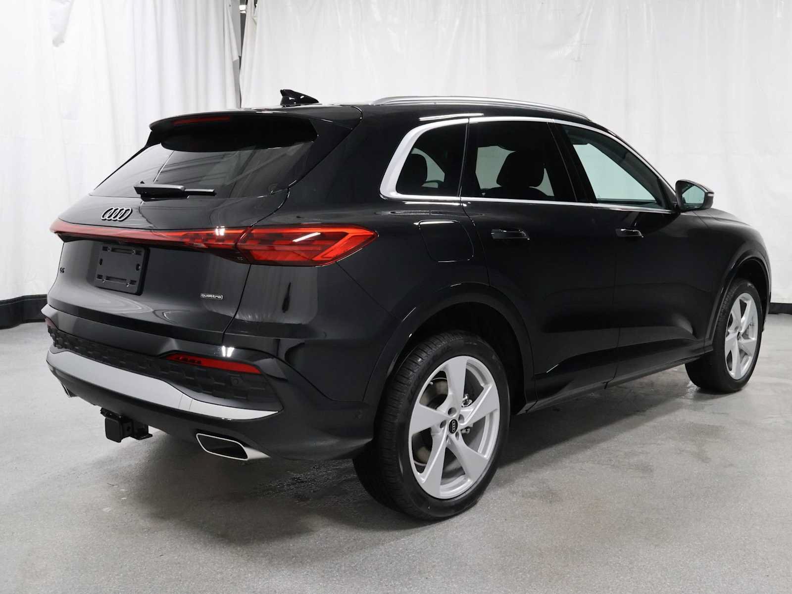 New 2026 Audi Q5 Premium AWD/4WD image 9