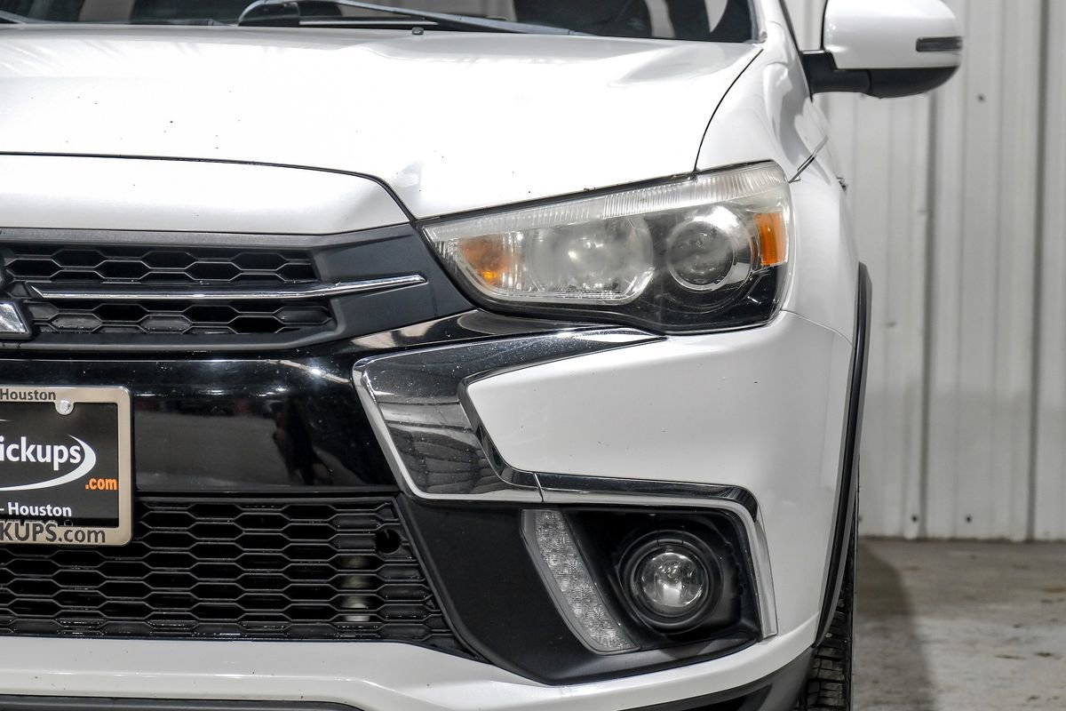 Used 2018 Mitsubishi Outlander Sport SE FWD image 34