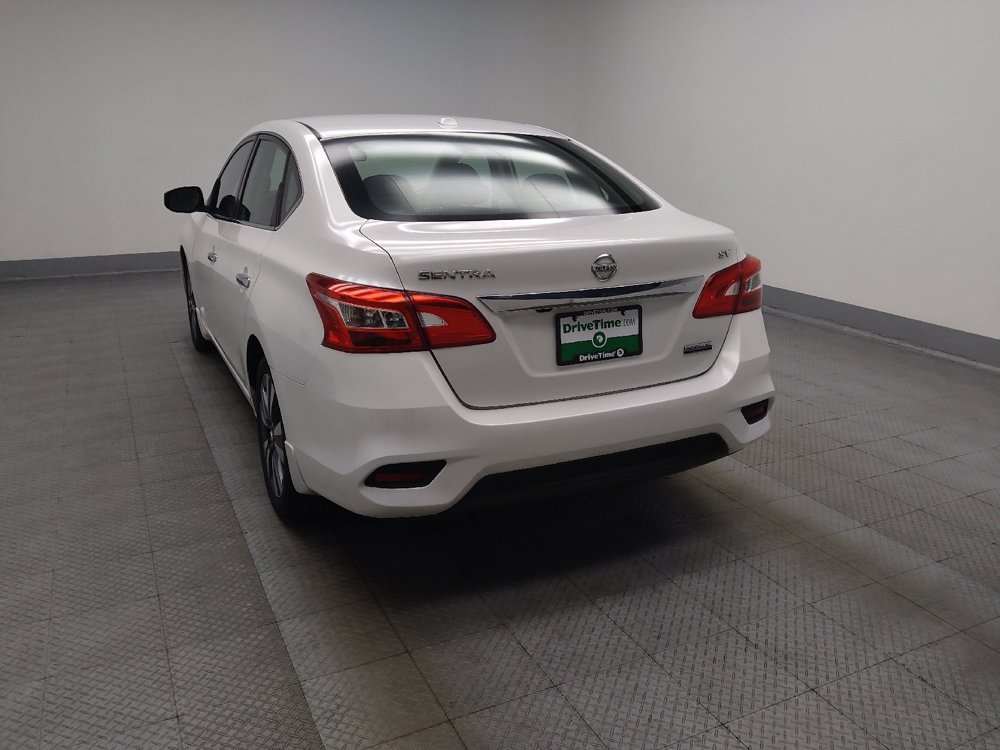 Used 2019 Nissan Sentra SV w/ Special Edition Package FWD image 5