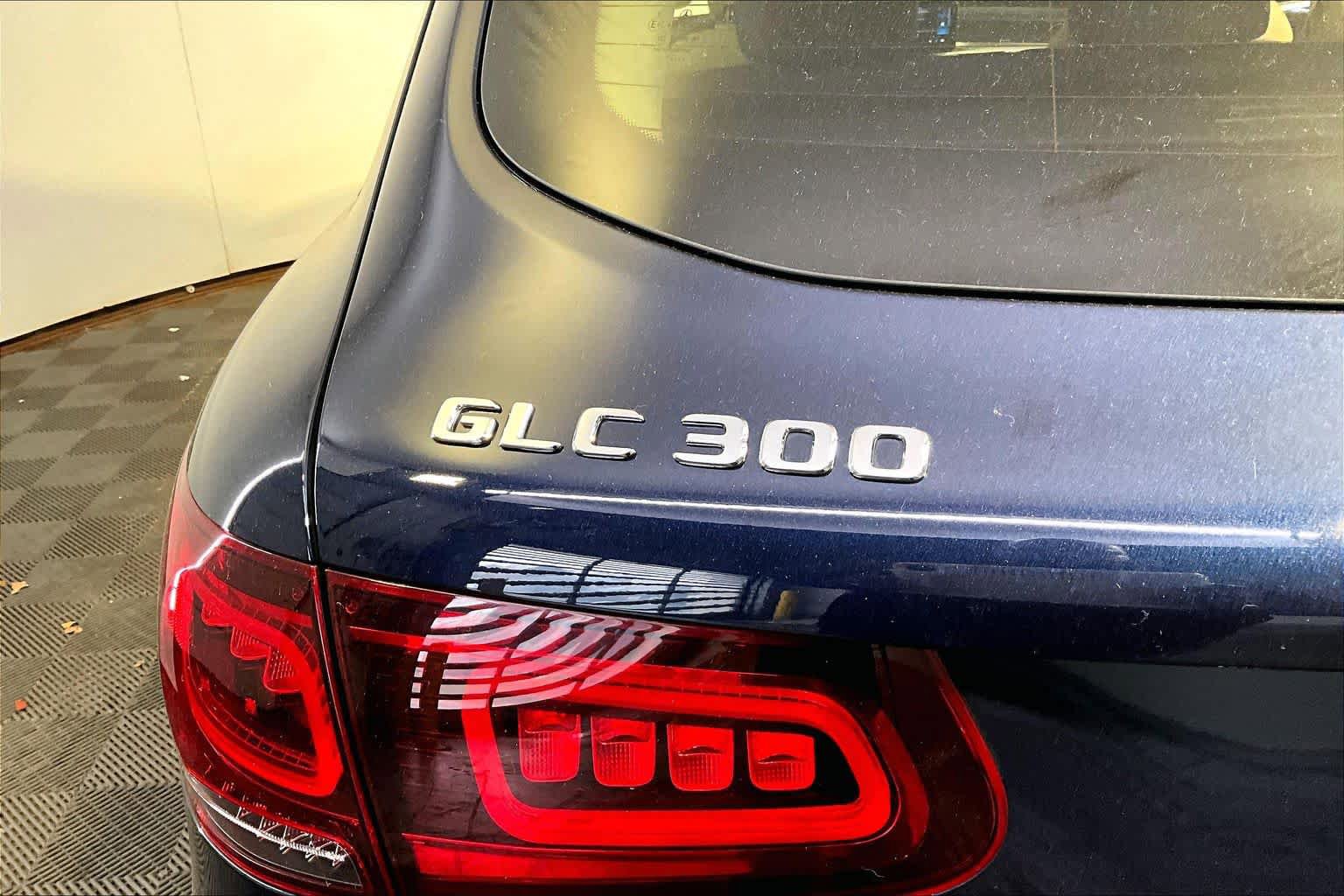 Certified 2021 Mercedes-Benz GLC 300 4MATIC image 33