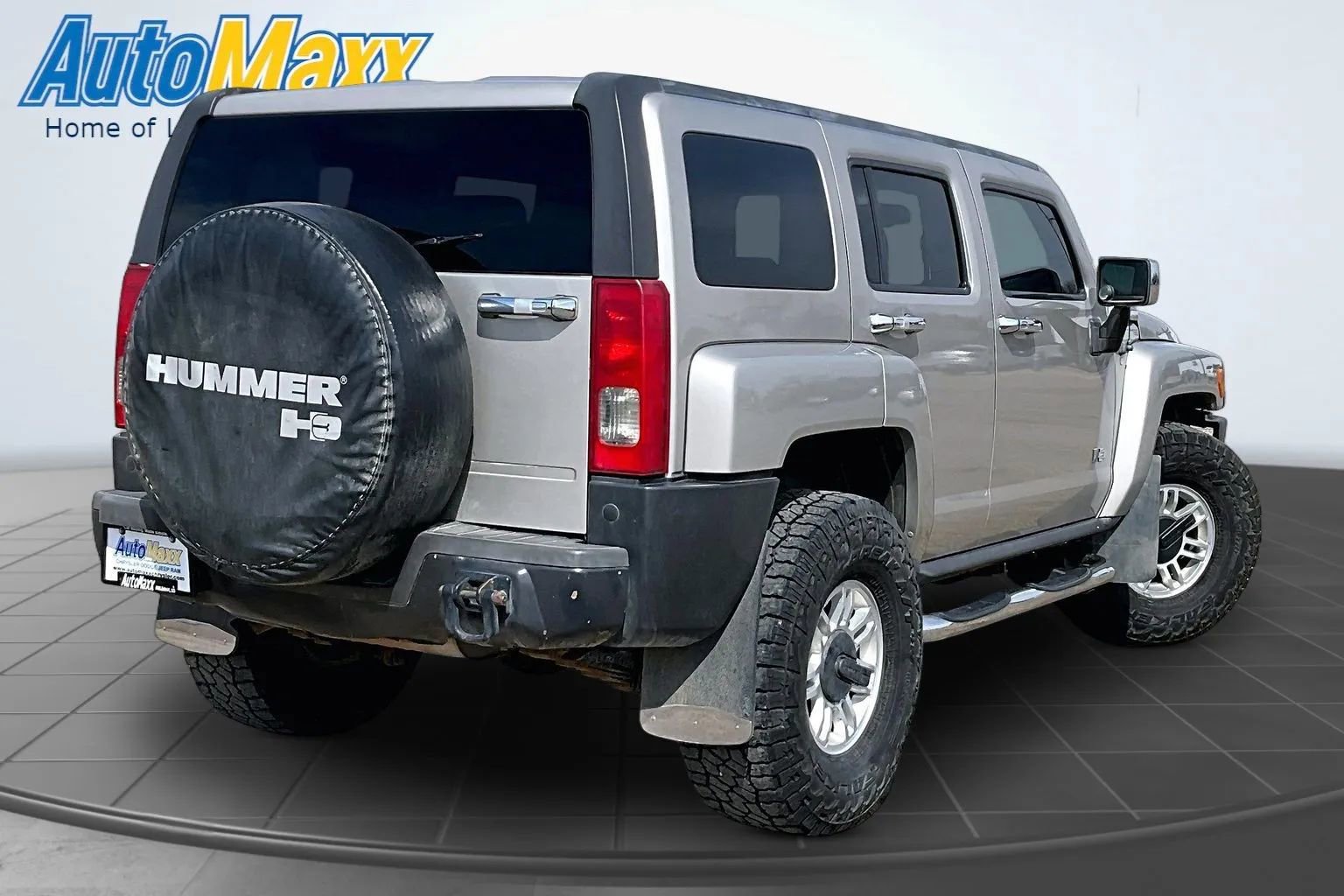 Used 2008 HUMMER H3 Luxury AWD/4WD image 6
