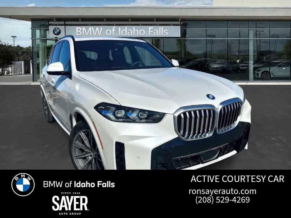 Used 2026 BMW X5 xDrive50e w/ M Sport Package image 1