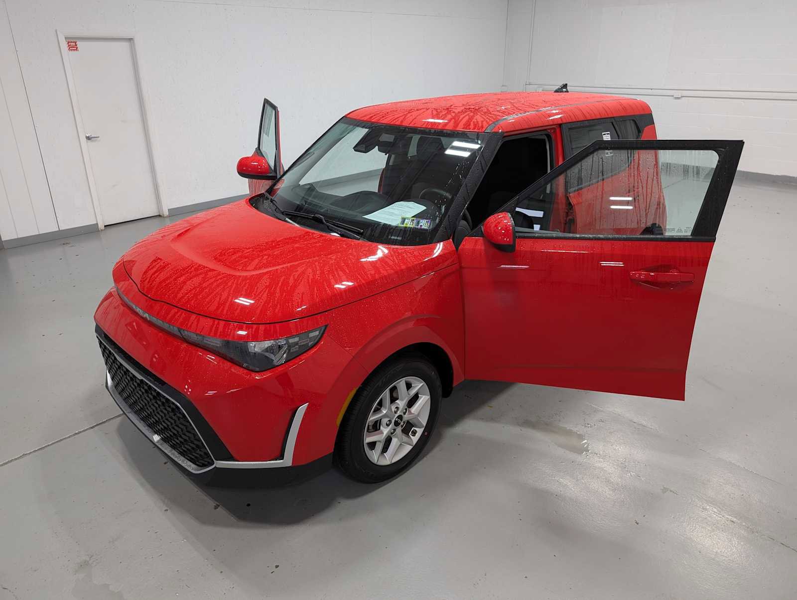 Certified 2023 Kia Soul LX w/ LX Technology Package image 15