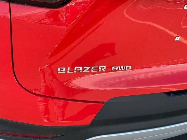 Used 2025 Chevrolet Blazer LT image 5