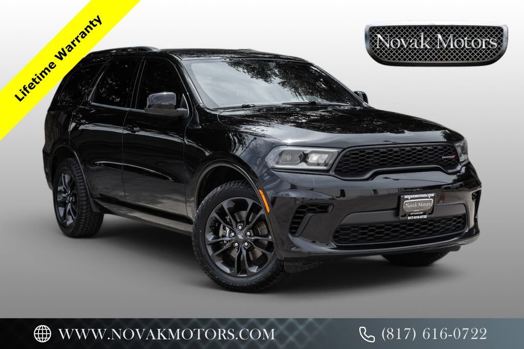 Used 2023 Dodge Durango GT w/ Blacktop Package AWD/4WD image 1