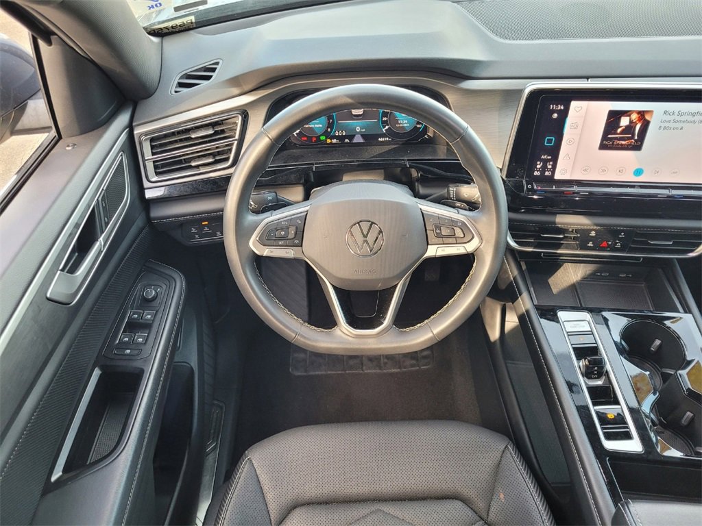 Used 2024 Volkswagen Atlas Cross Sport SE image 11