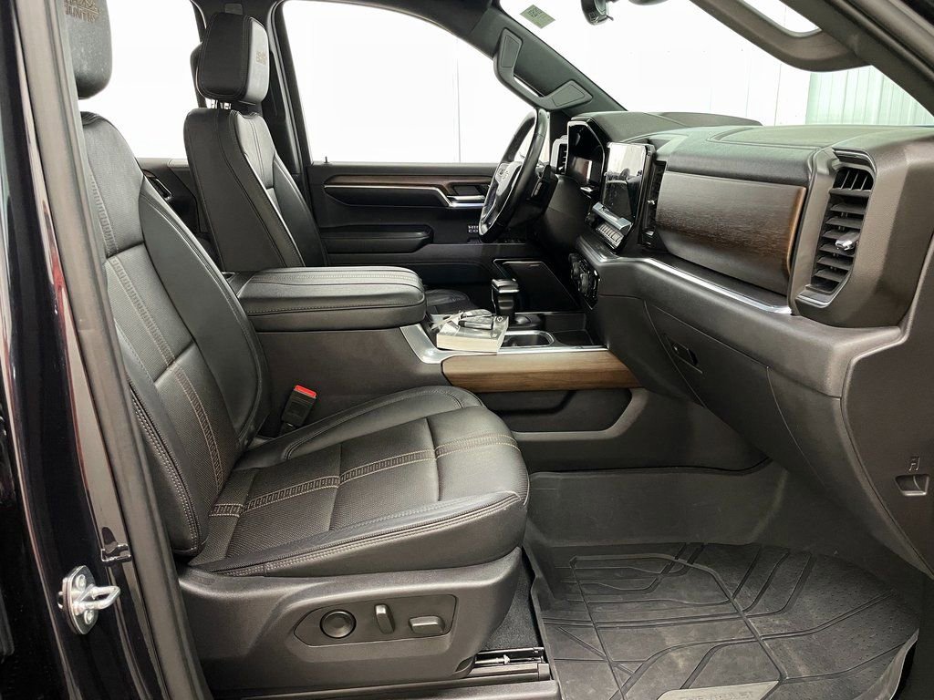 Certified 2024 Chevrolet Silverado 1500 High Country w/ High Country Premium Package image 44