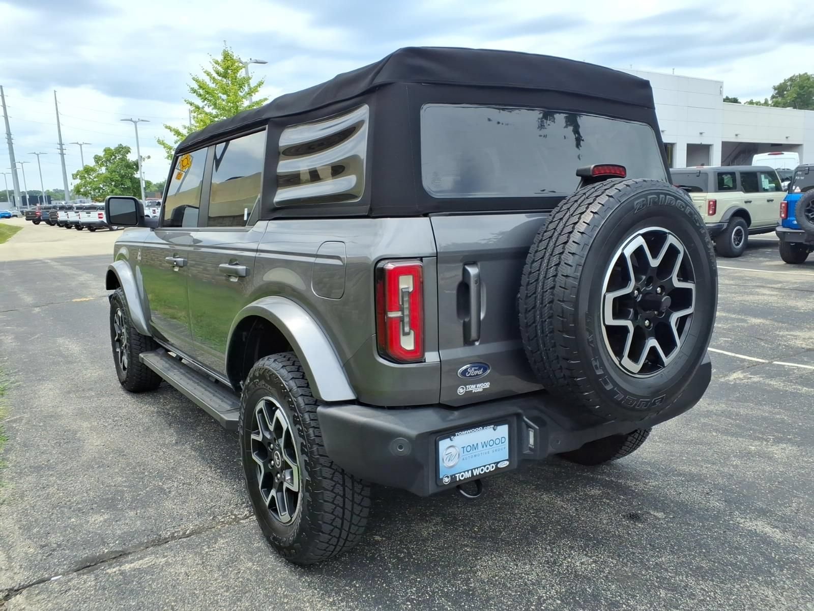 Used 2021 Ford Bronco Outer Banks AWD/4WD image 8