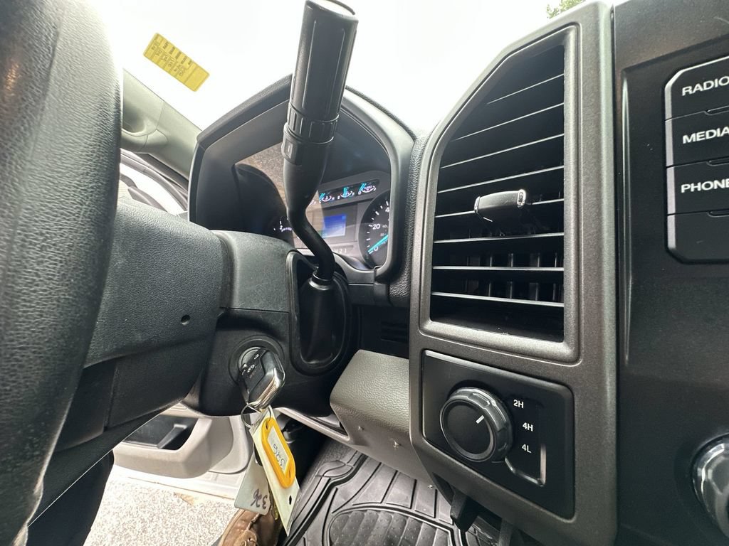 Used 2019 Ford F550 4x4 Regular Cab Super Duty image 18