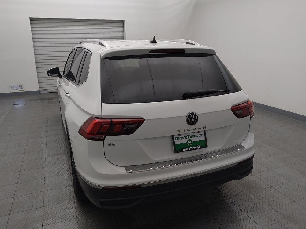 Used 2022 Volkswagen Tiguan SE FWD image 6
