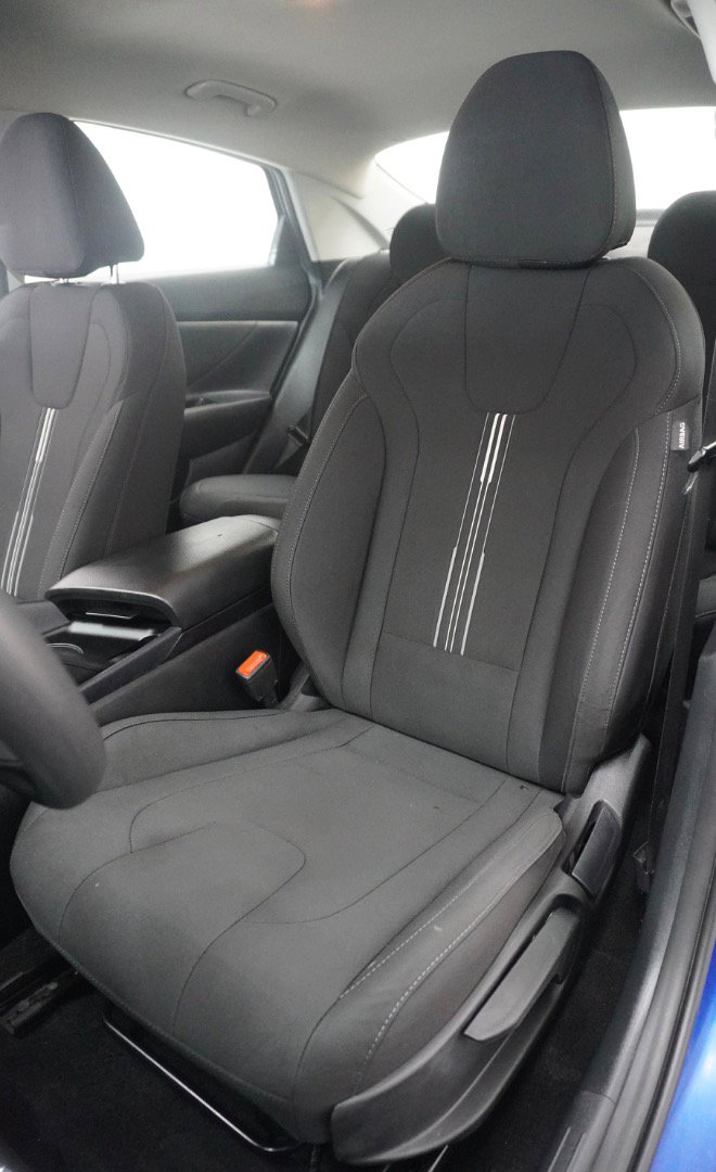Used 2022 Hyundai Elantra SEL FWD image 7