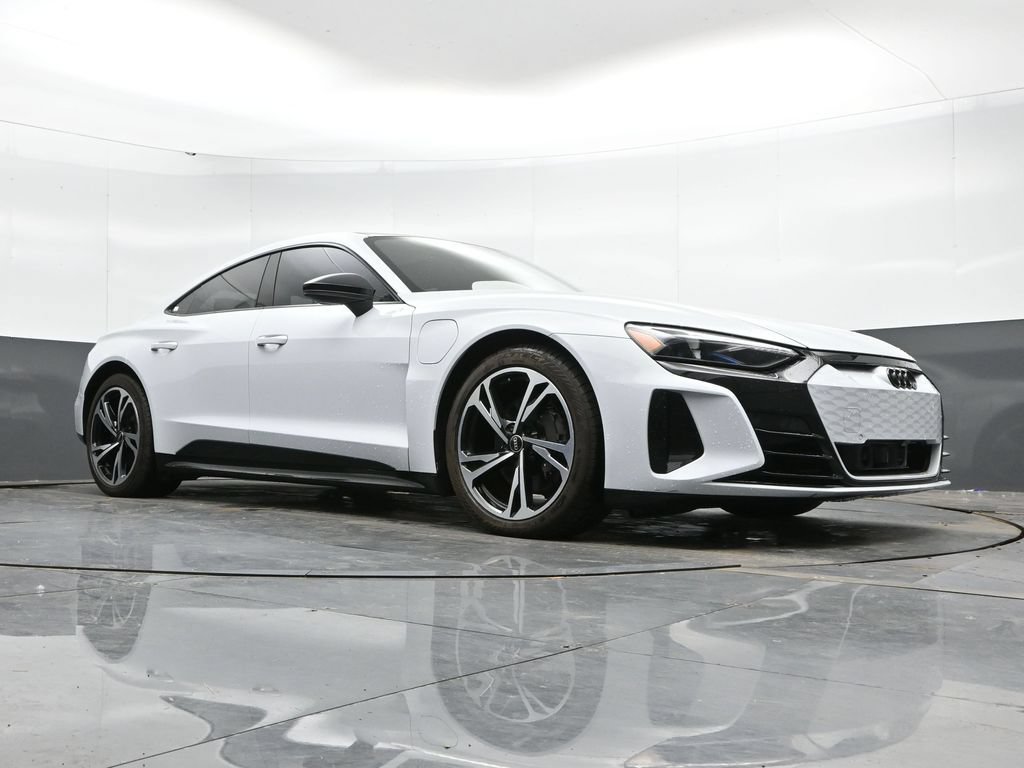 Used 2023 Audi e-tron GT Premium Plus w/ Performance Package AWD/4WD image 43