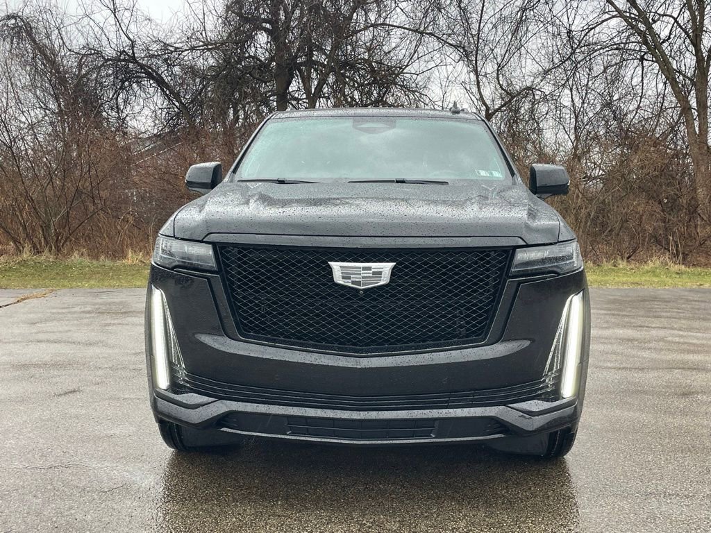 Certified 2022 Cadillac Escalade Sport Platinum w/ LPO, ONYX Package image 8