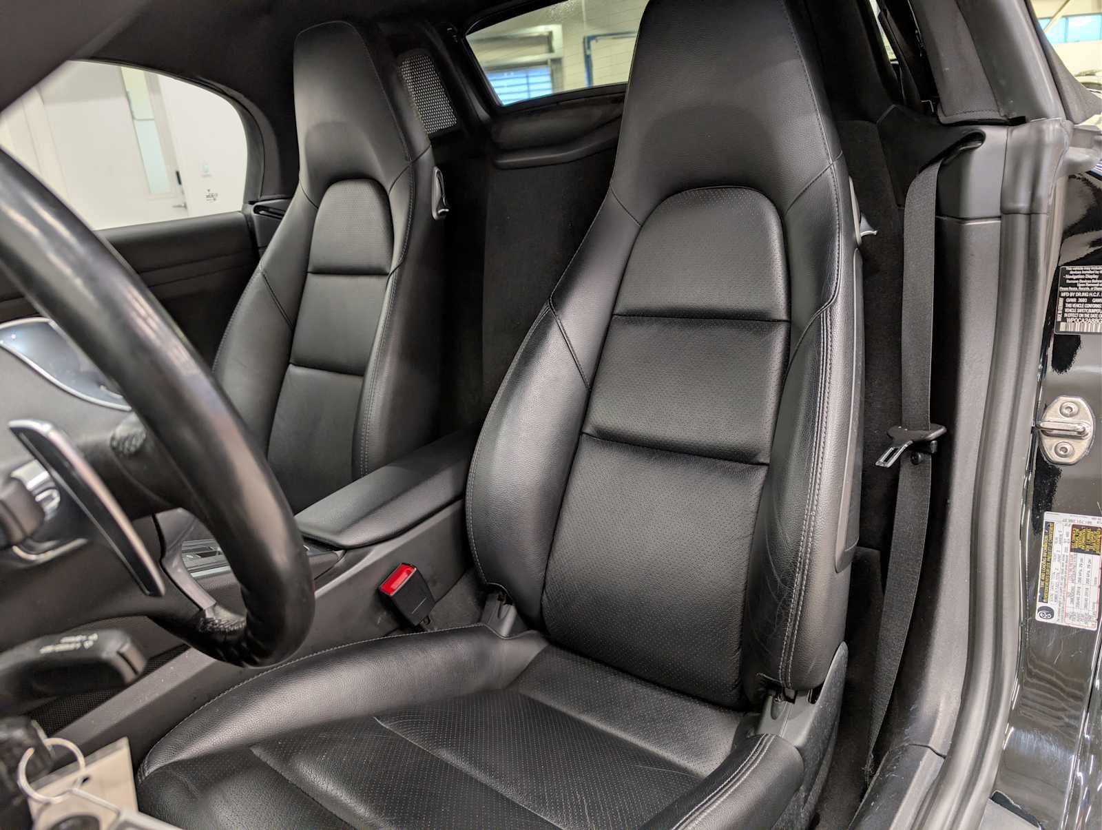 Used 2016 Porsche Boxster image 5