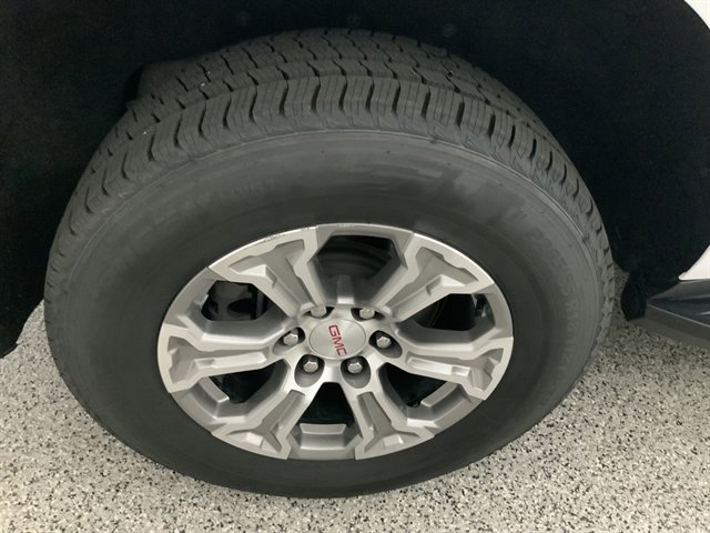 Used 2022 GMC Yukon XL SLE w/ Max Trailering Package image 13