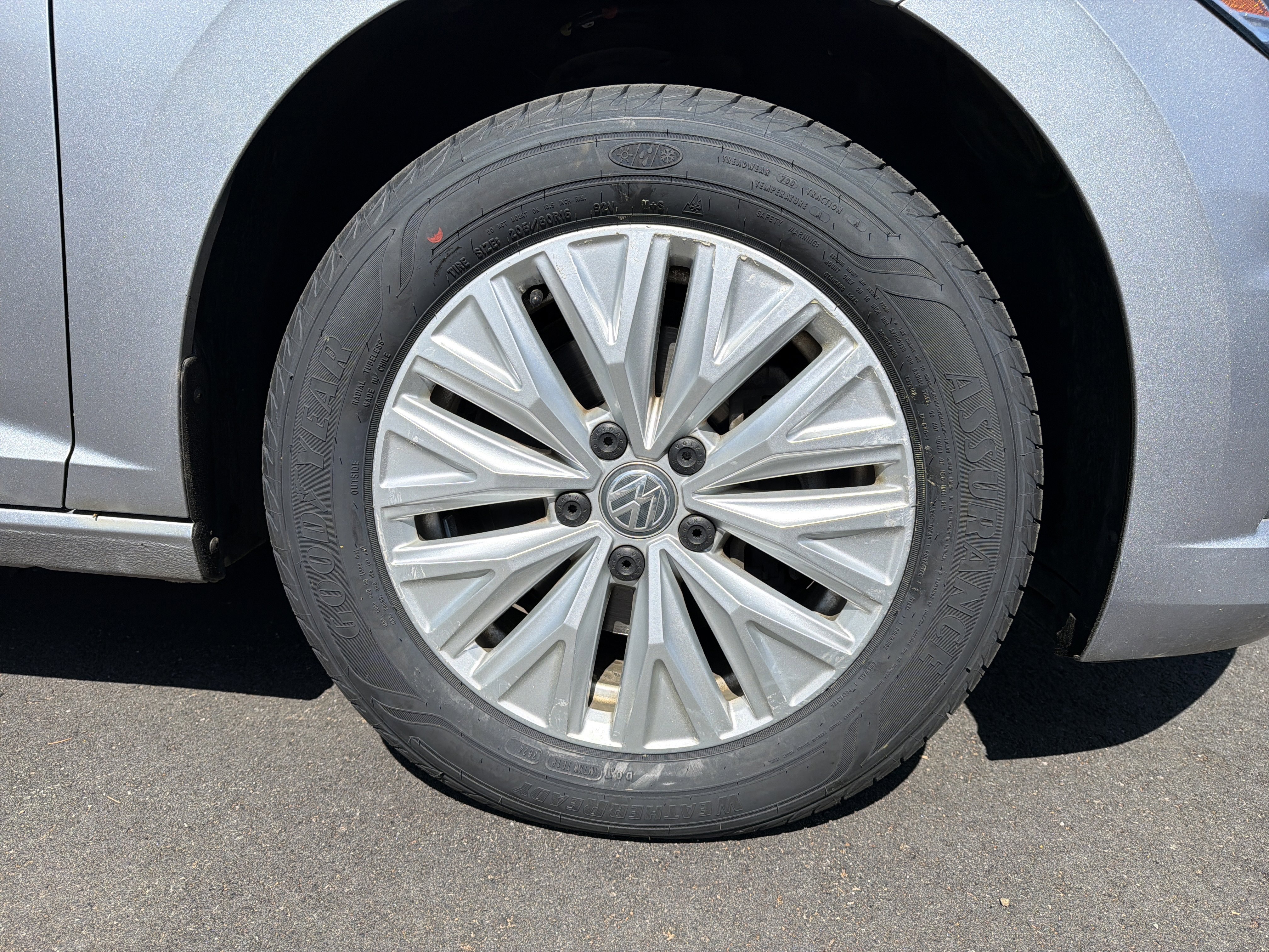 Used 2020 Volkswagen Jetta S w/ Driver Assistance Package FWD image 13