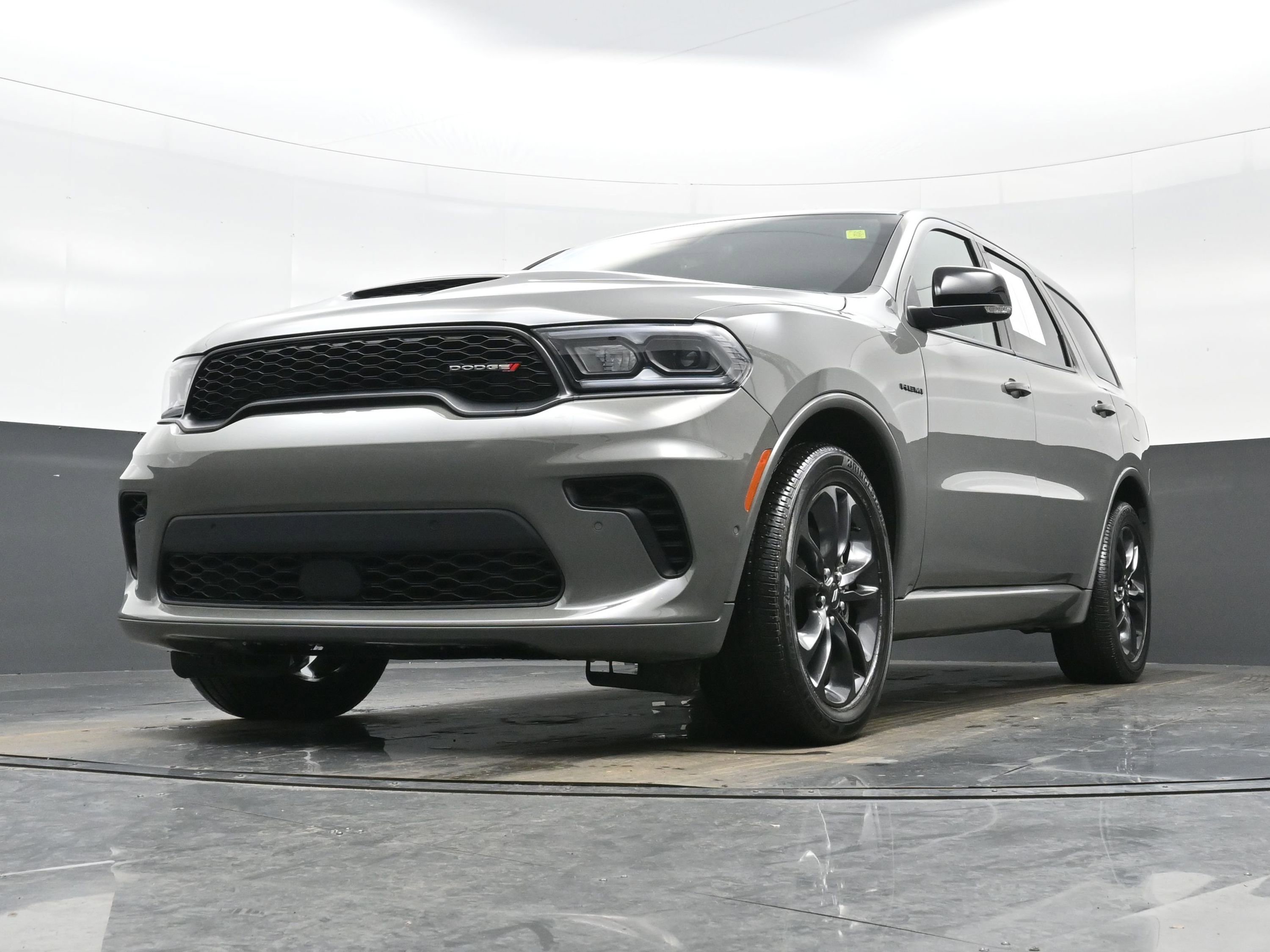 Used 2024 Dodge Durango R/T image 28