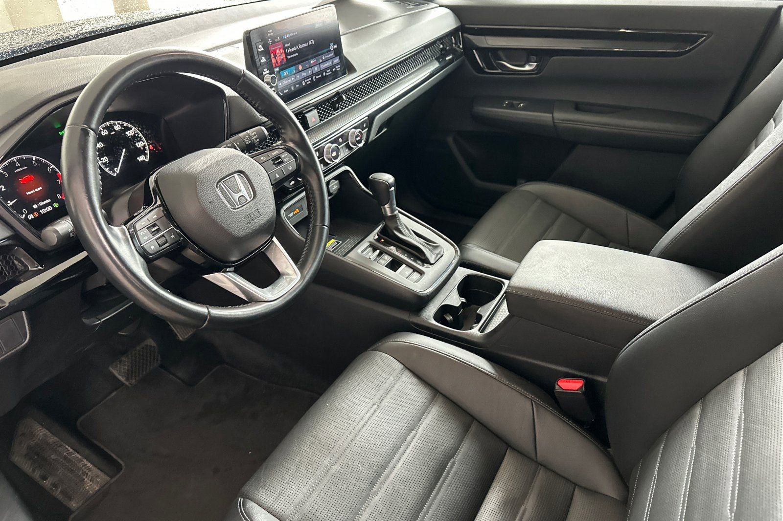 Used 2025 Honda CR-V EX-L image 10