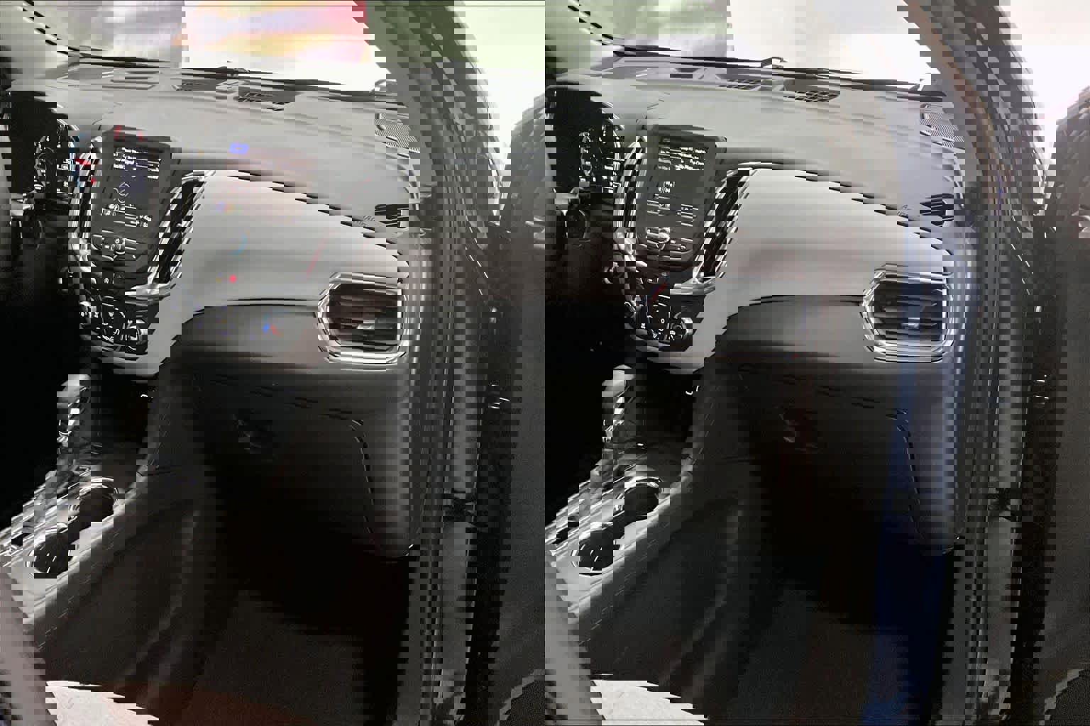 Used 2023 Chevrolet Equinox LS image 23