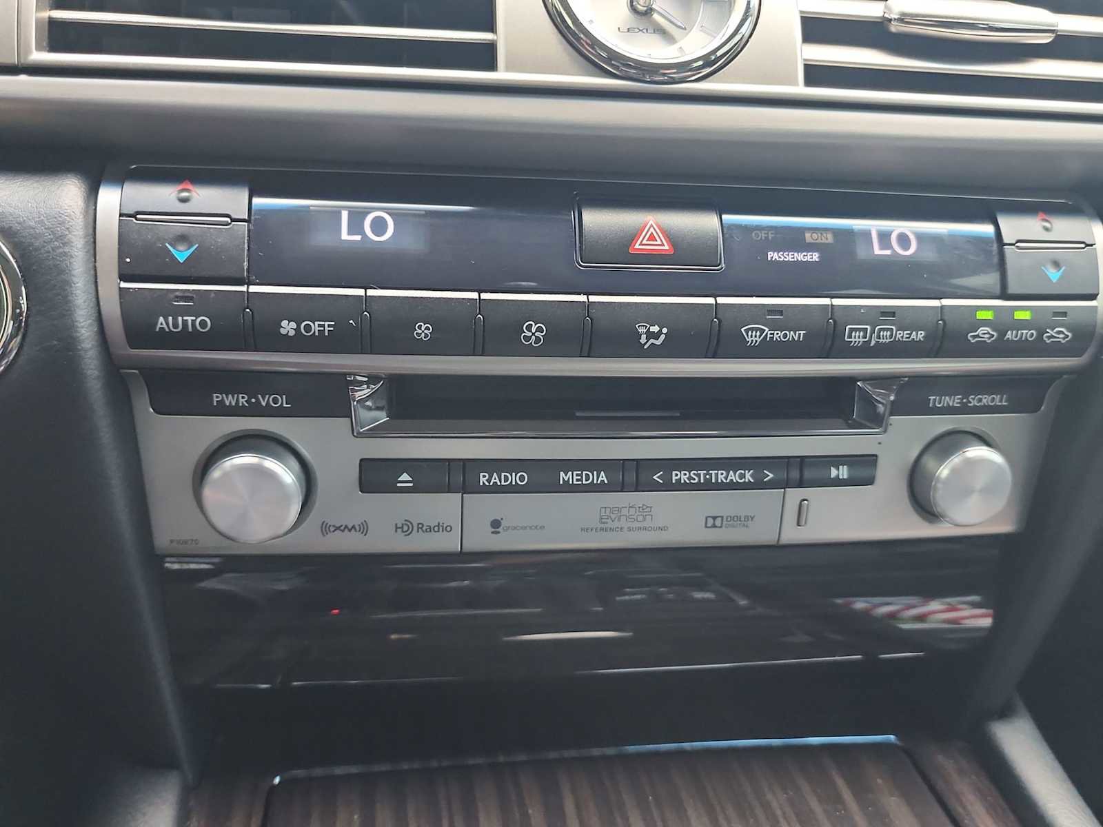 Used 2015 Lexus LS 460 image 21