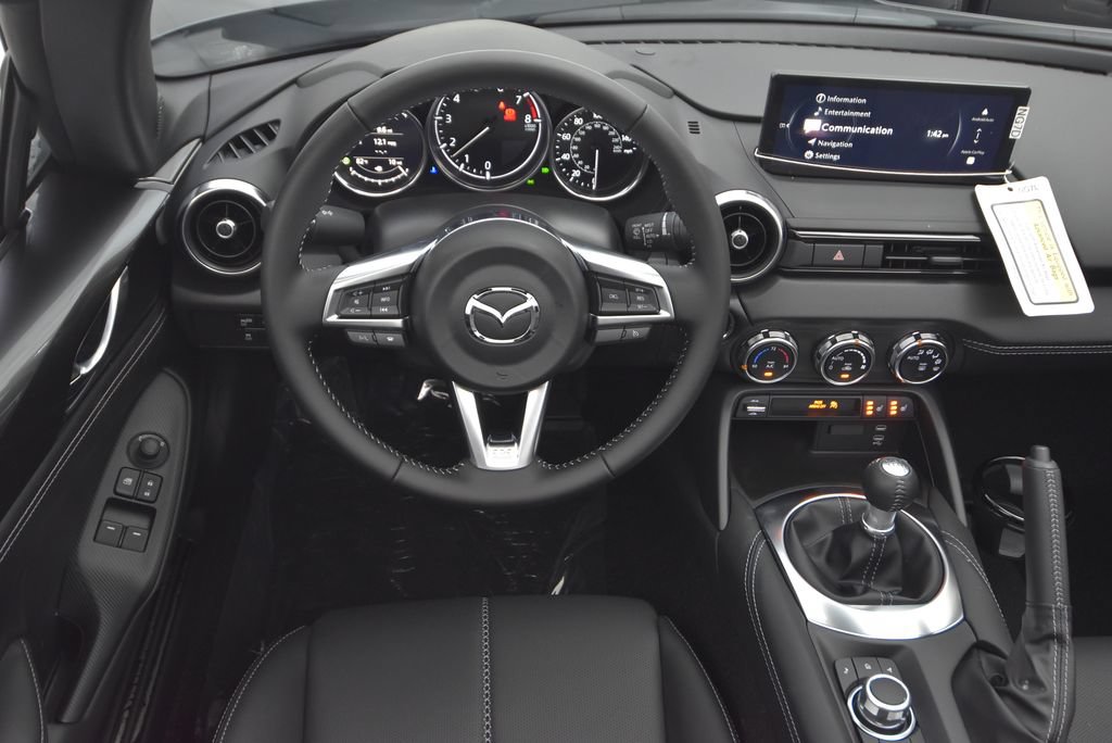 New 2026 MAZDA MX-5 Miata RF Grand Touring w/ Appearance Package RWD image 29