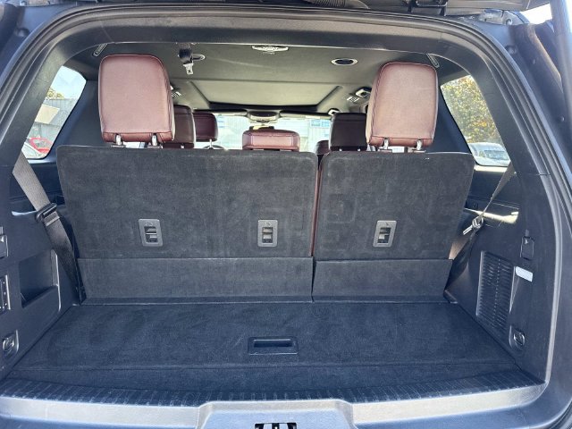 Used 2024 Ford Expedition Limited AWD/4WD image 6