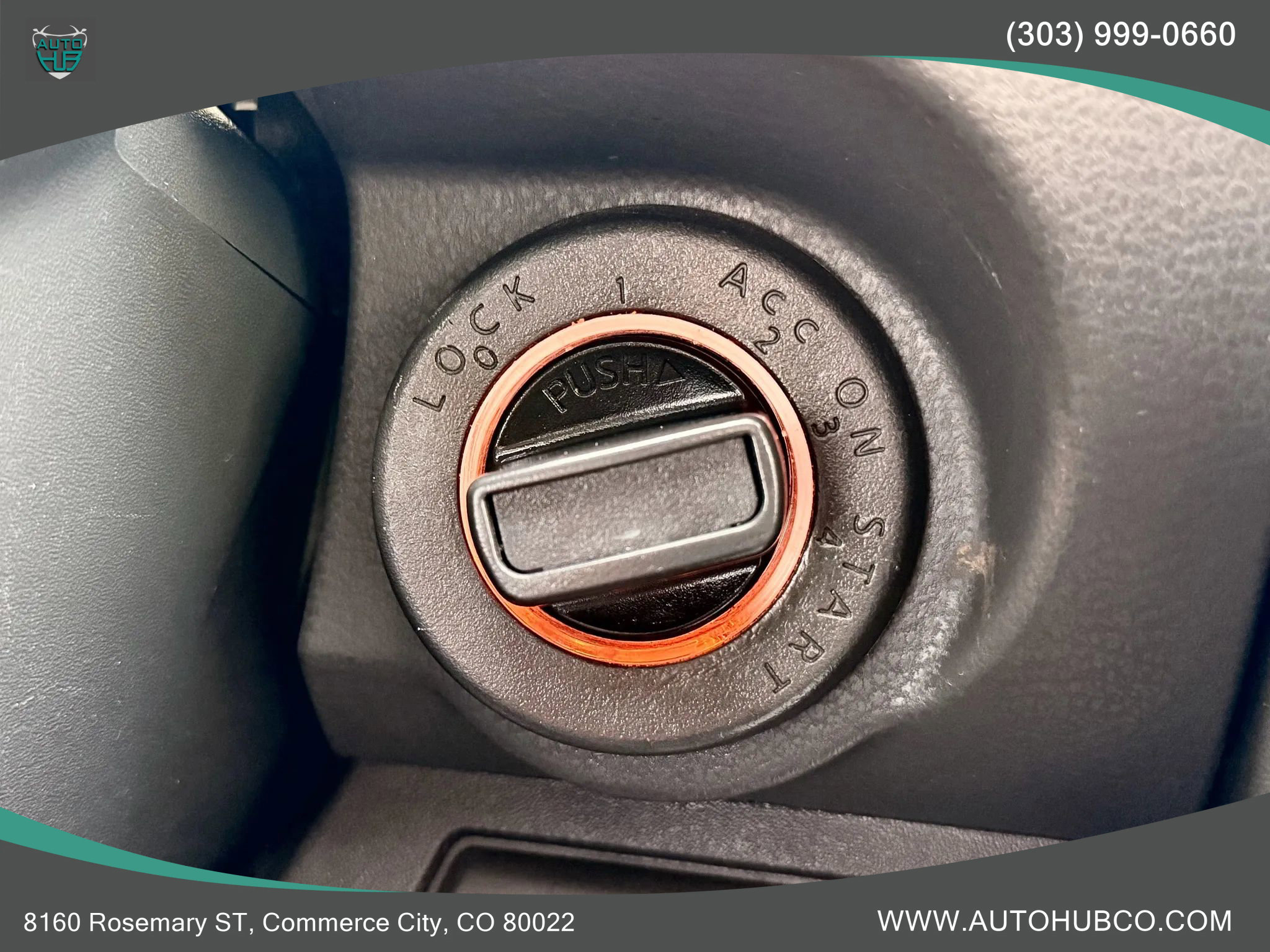 Used 2011 Nissan Pathfinder Silver image 24