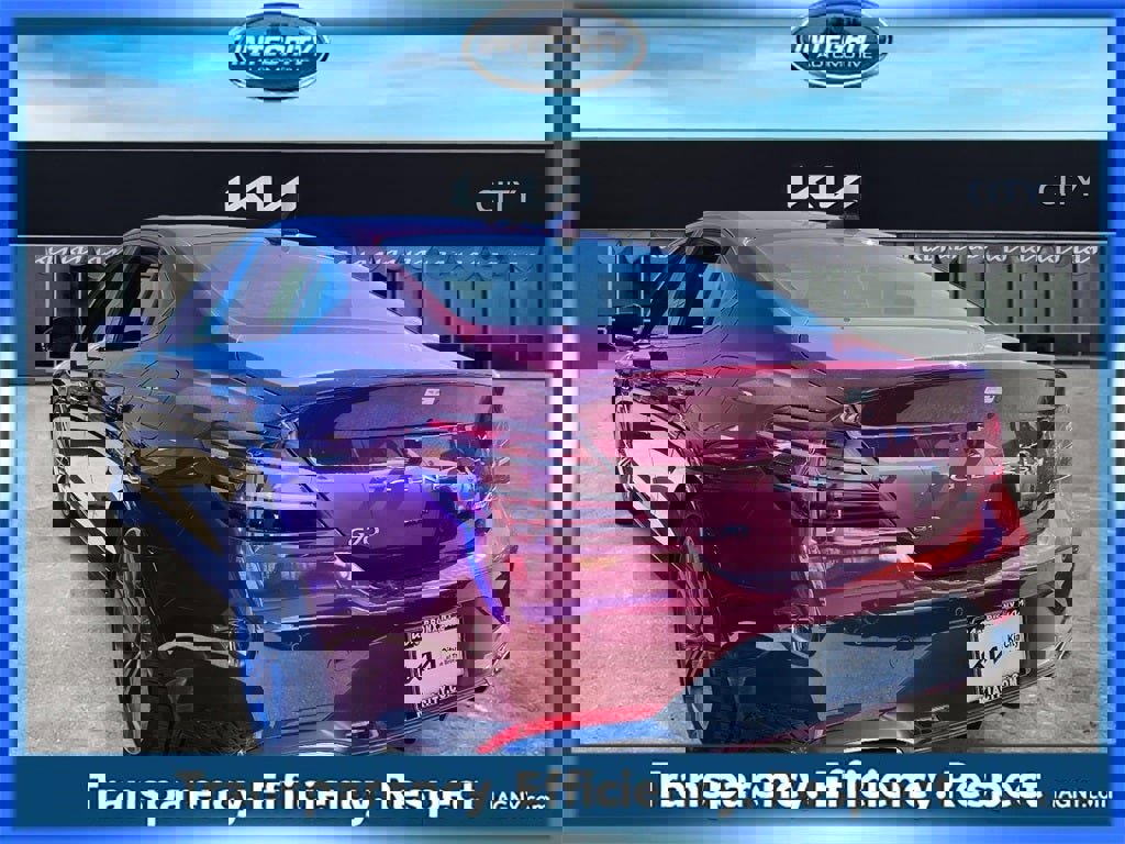 Used 2025 Genesis G70 2.5T w/ Sport Prestige Package image 5