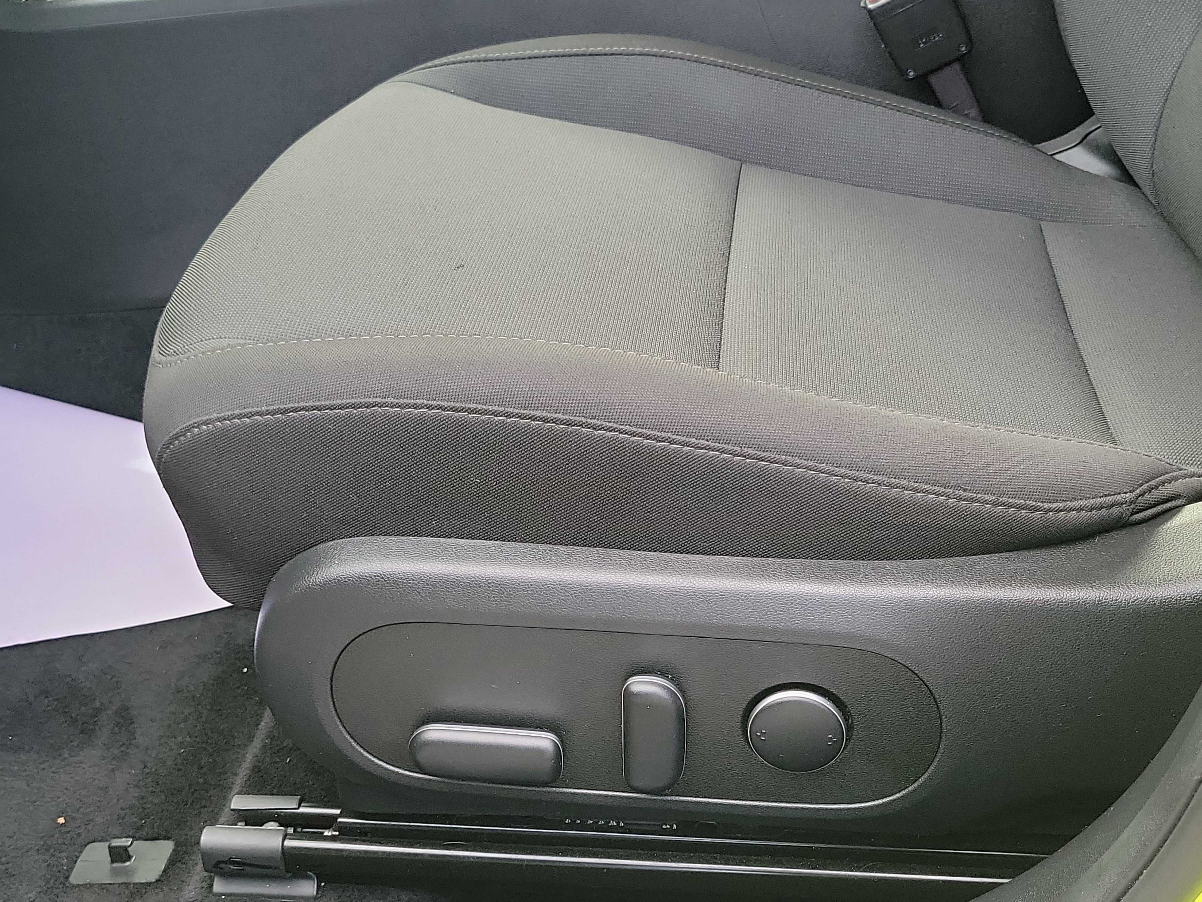 Certified 2025 Hyundai Kona SEL AWD/4WD image 21