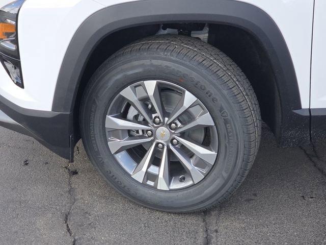 New 2026 Chevrolet Equinox LT w/ Safety and Technology Package FWD image 22