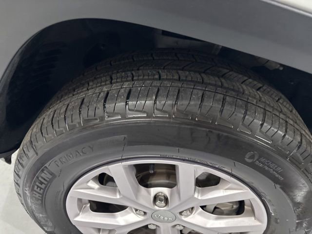 Used 2022 Jeep Grand Cherokee L Limited w/ Luxury Tech Group II image 41