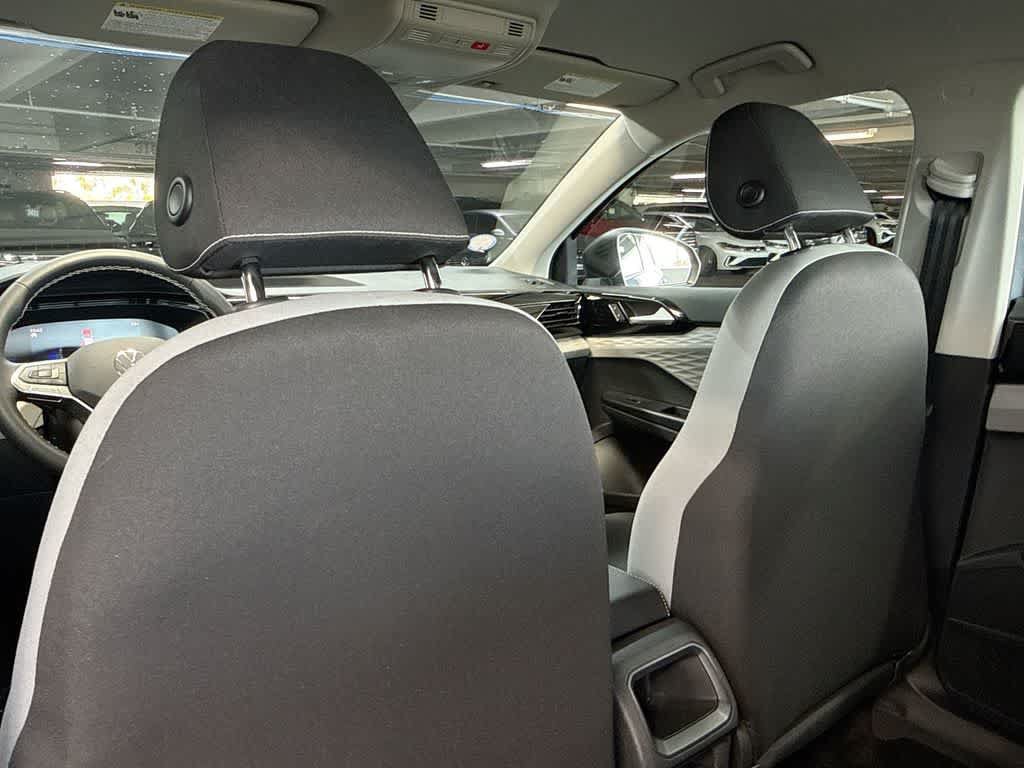 Certified 2024 Volkswagen Taos S FWD image 23
