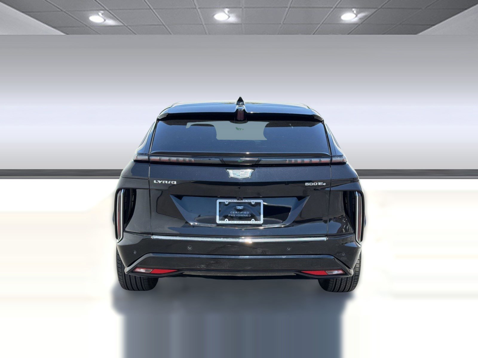 Certified 2024 Cadillac Lyriq Luxury w/ LPO, Floor Liner Package AWD/4WD image 9