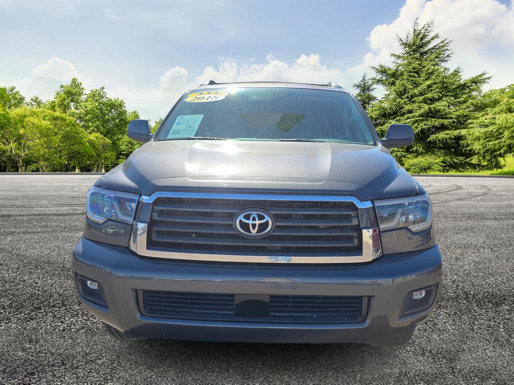 Used 2018 Toyota Sequoia SR5 w/ Carpet Mat Package AWD/4WD image 2