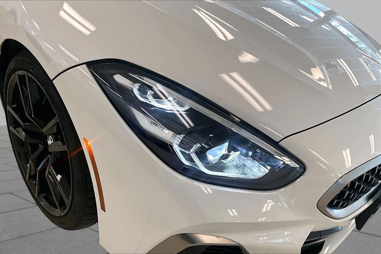 Used 2020 BMW Z4 M40i w/ Executive Package RWD image 23