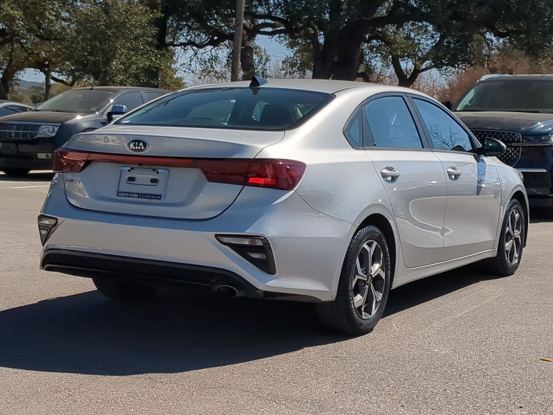 Used 2019 Kia Forte LXS image 3