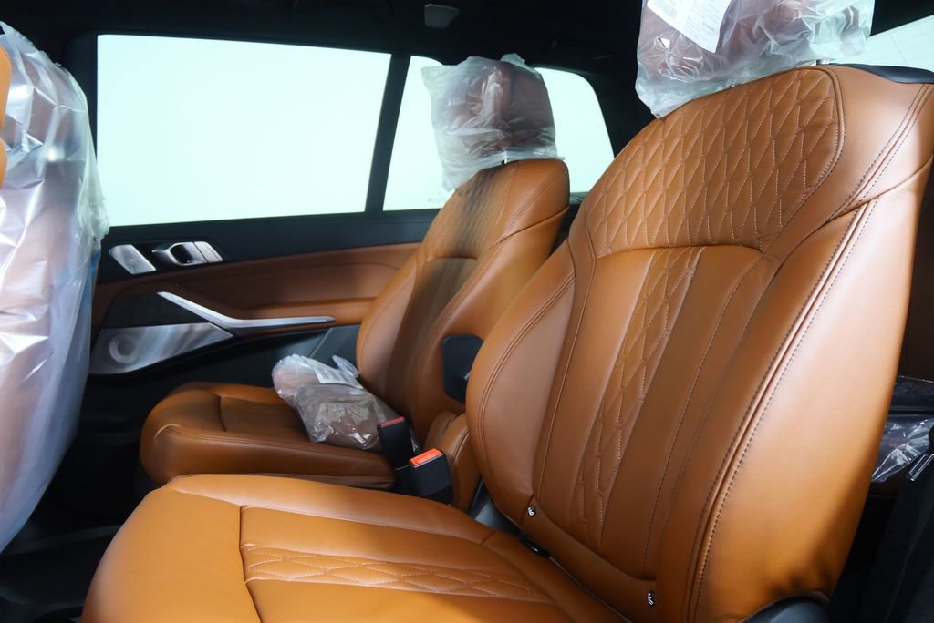 New 2026 BMW X7 xDrive40i w/ Executive Package image 17