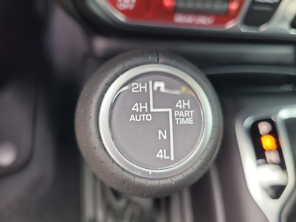 Used 2024 Jeep Gladiator Mojave AWD/4WD image 26
