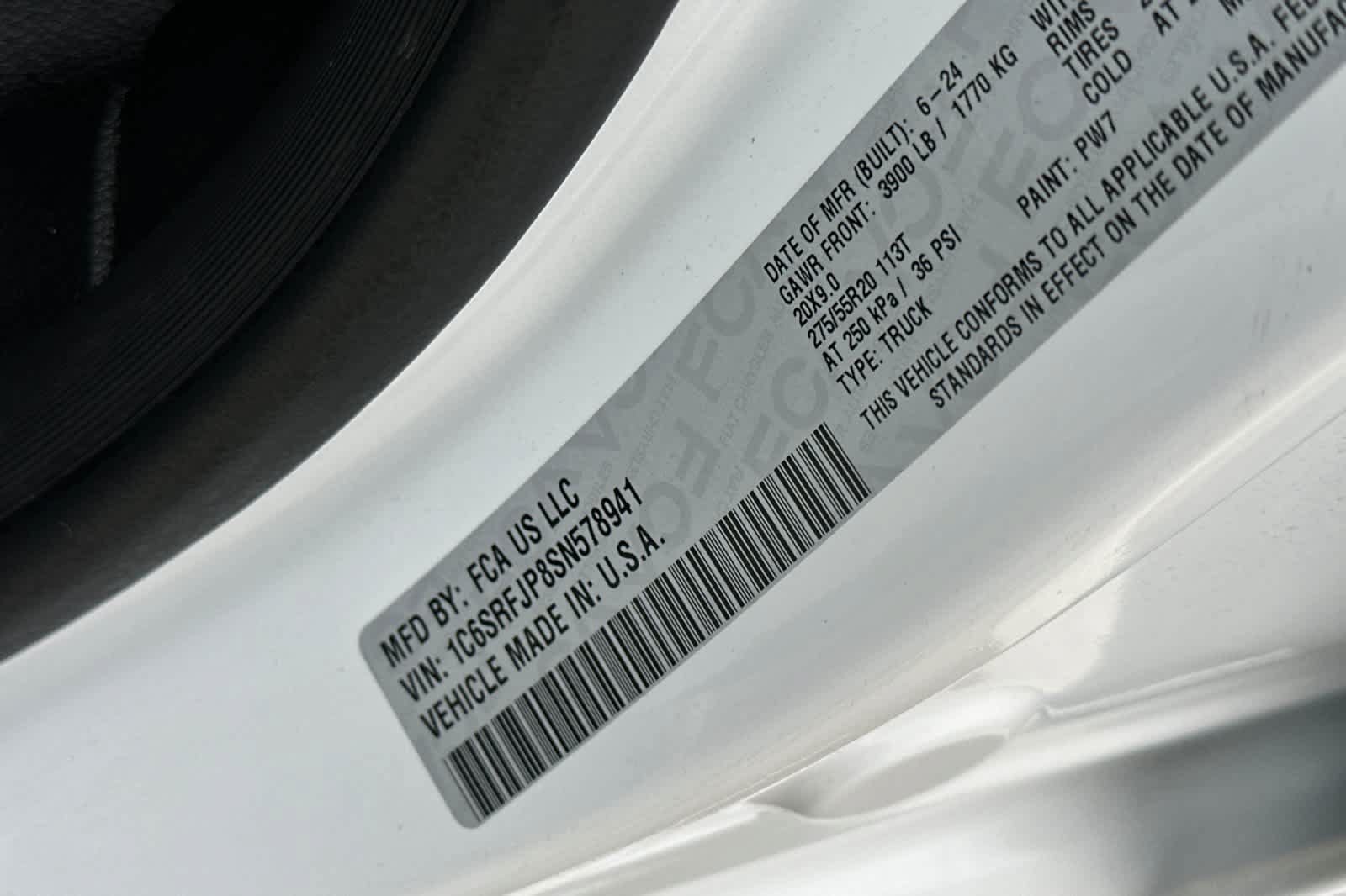 Used 2025 RAM 1500 Laramie AWD/4WD image 36