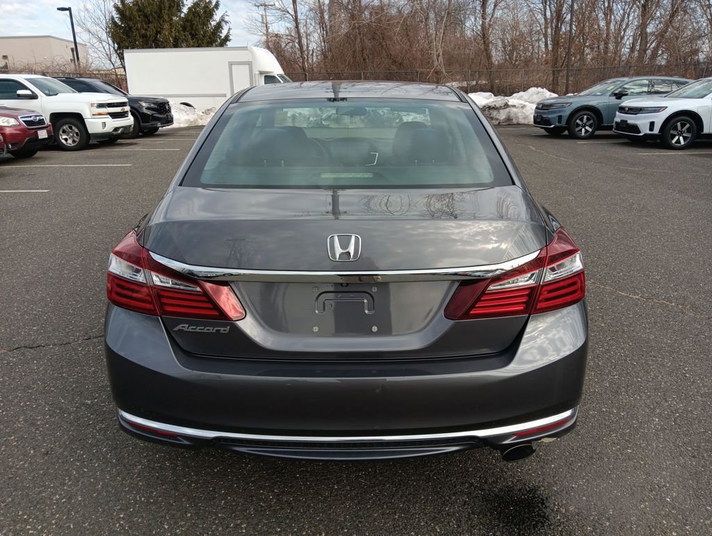 Used 2016 Honda Accord LX image 4