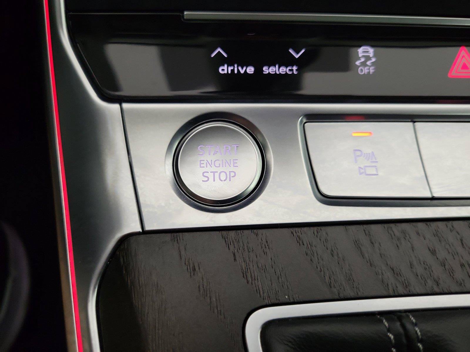 Used 2019 Audi A6 2.0T Premium Plus AWD/4WD image 32