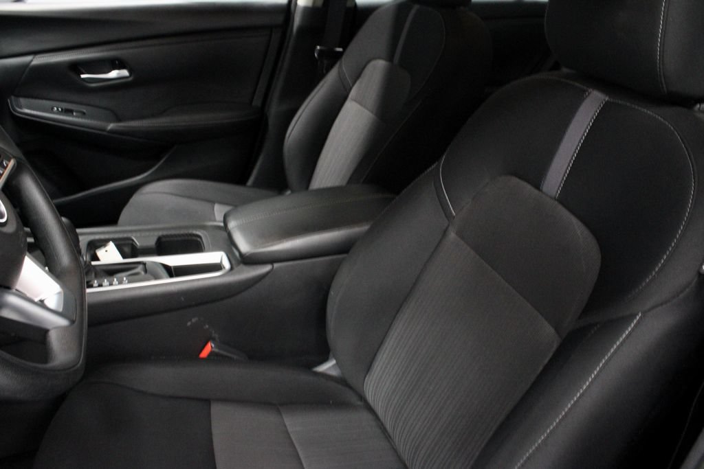 Certified 2025 Nissan Sentra SV FWD image 23