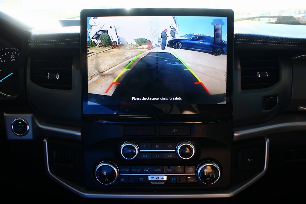 Used 2023 Ford Expedition Max XLT image 18