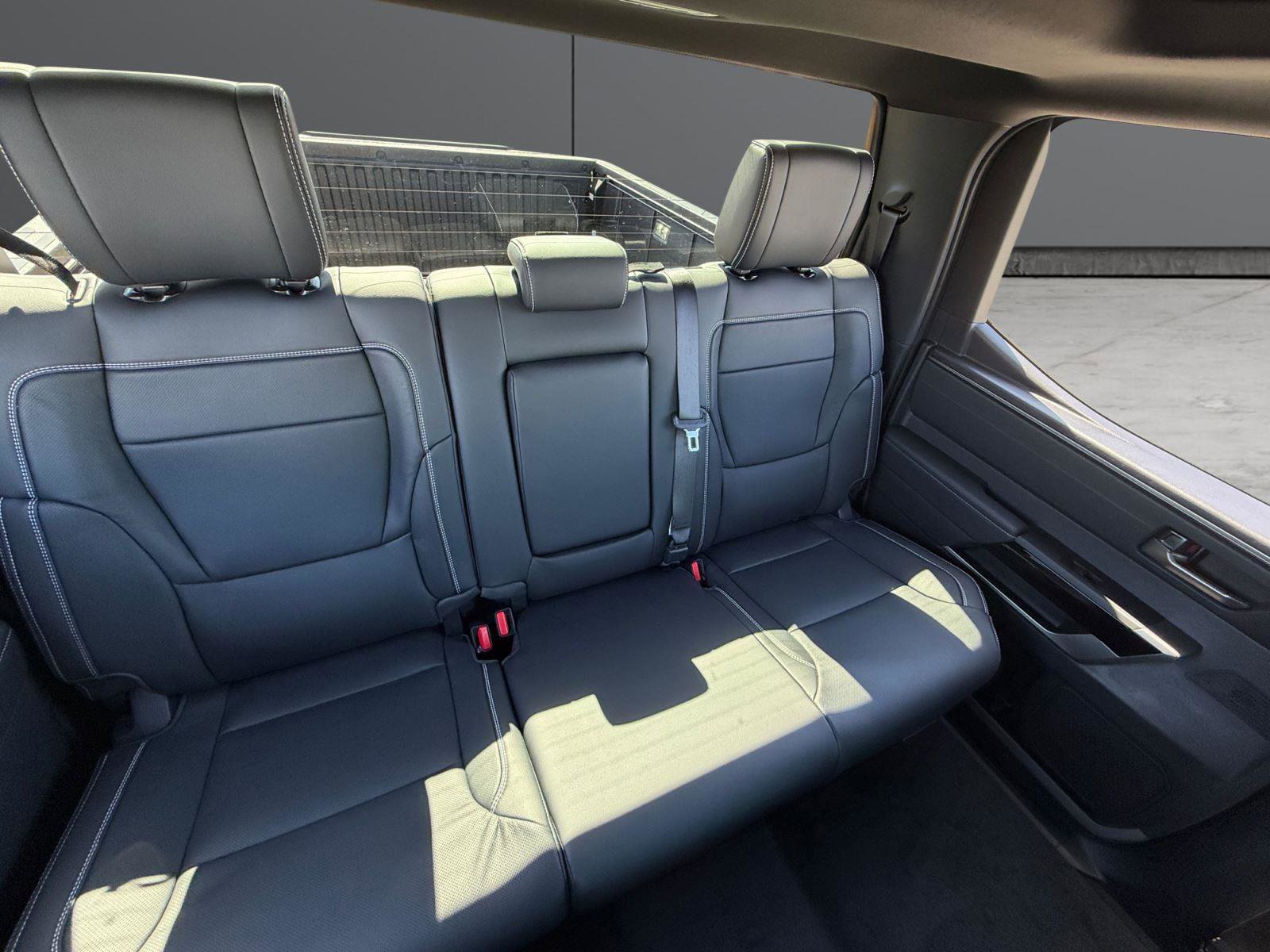 New 2026 Toyota Tundra Limited AWD/4WD image 20