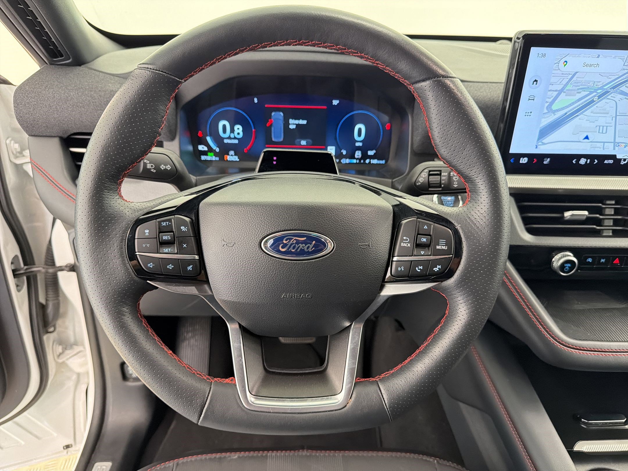 Certified 2025 Ford Explorer ST-Line w/ ST-Line Street Pack AWD/4WD image 17