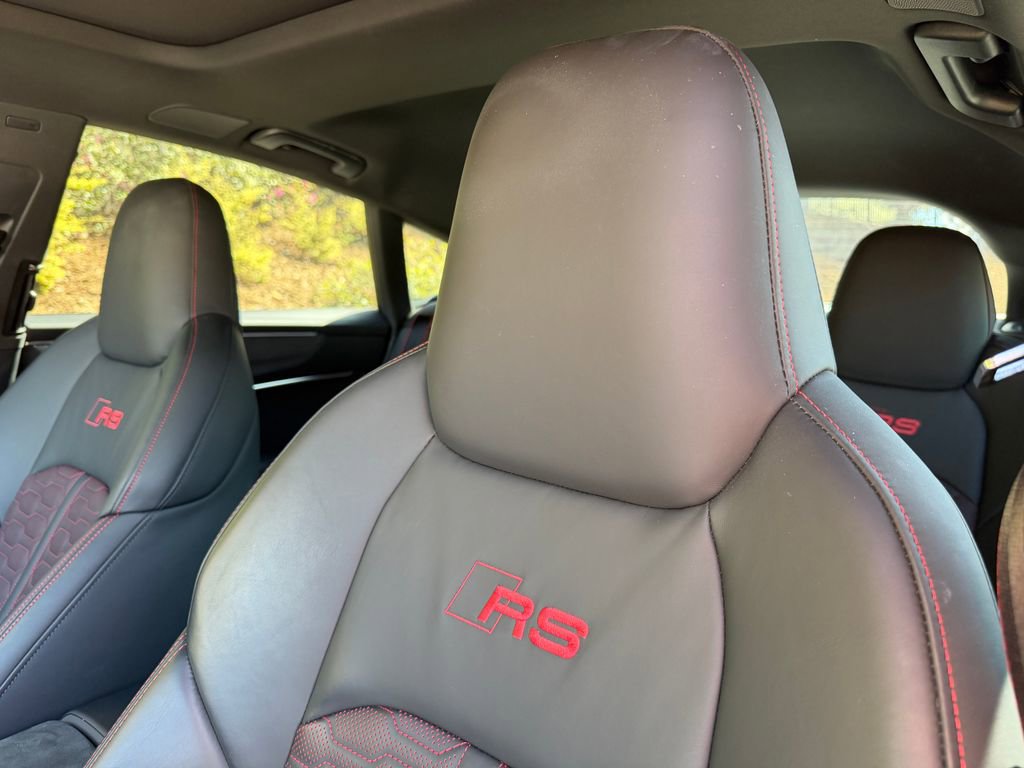 Used 2025 Audi RS 7 Performance image 32