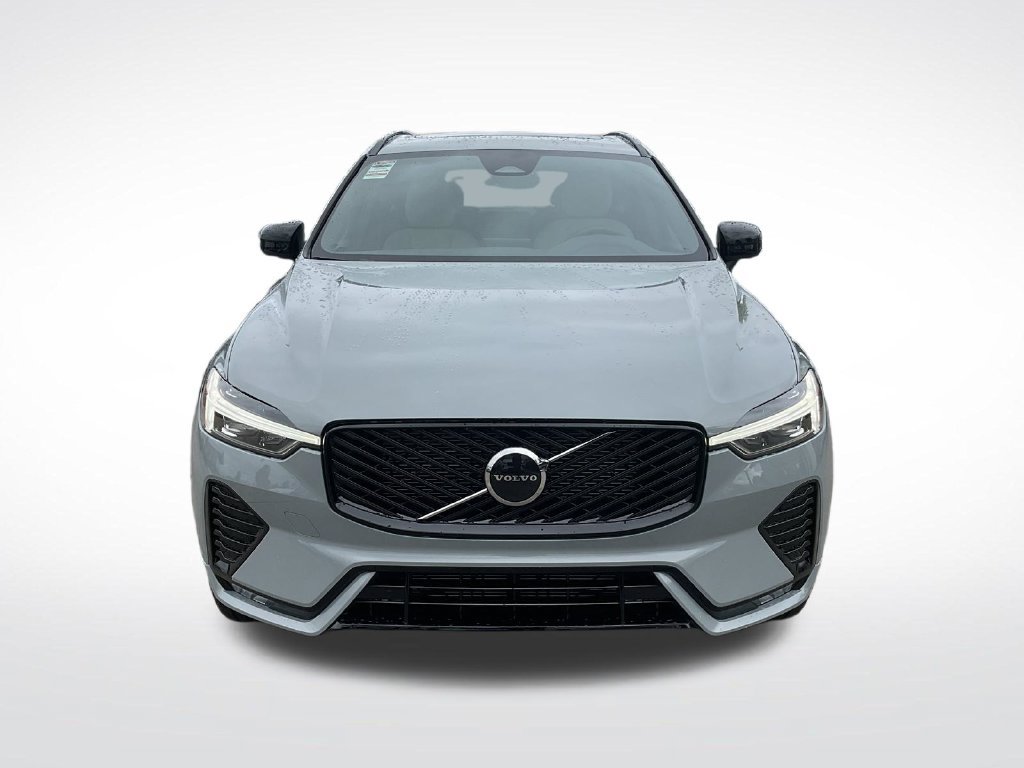 New 2027 Volvo XC60 B5 Core AWD/4WD image 2