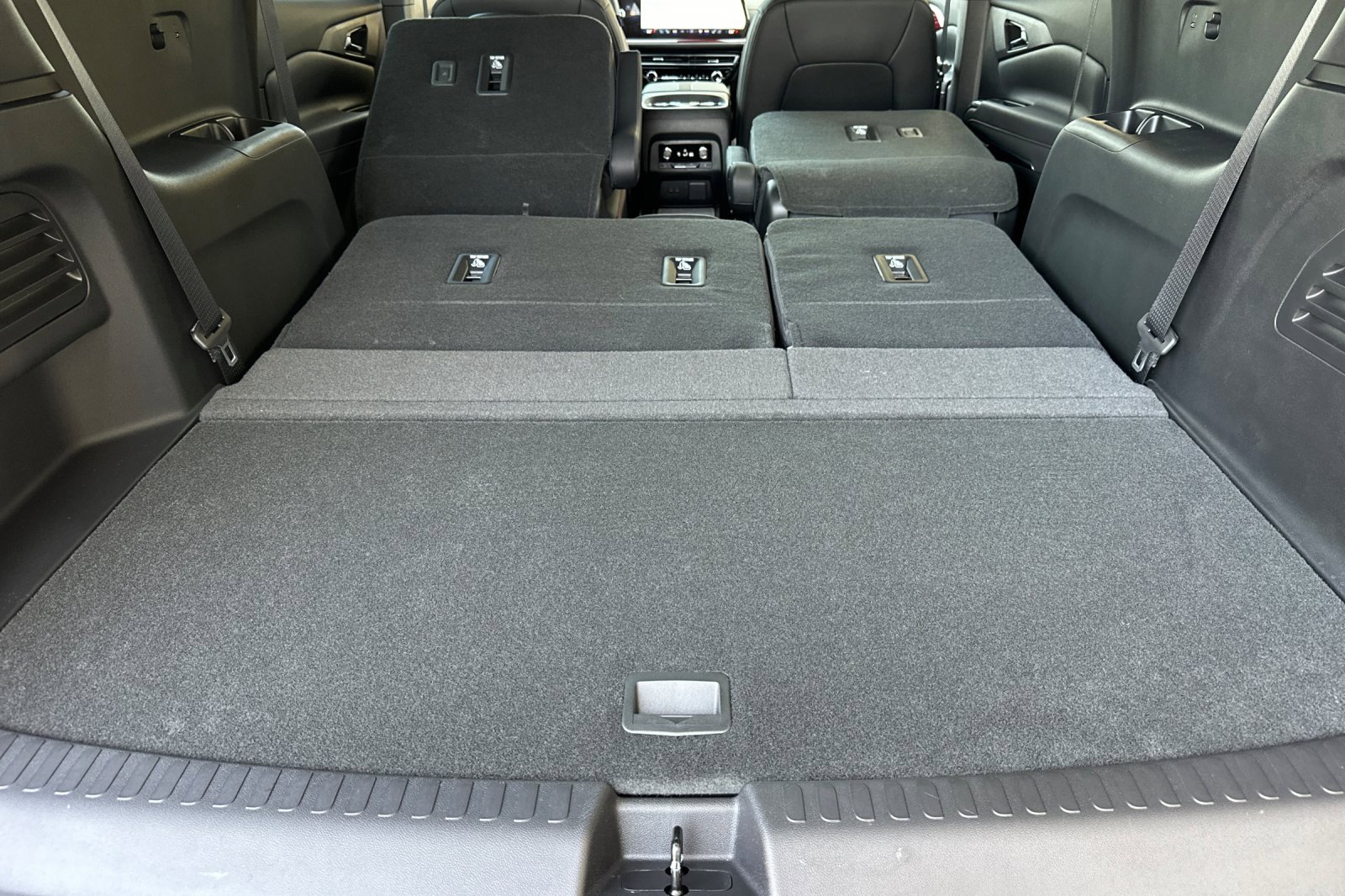 New 2025 Chevrolet Traverse RS w/ LPO, Floor Liner Package image 14