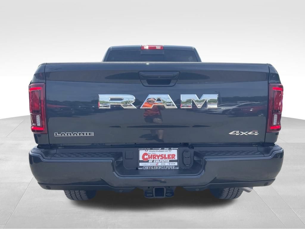 New 2026 RAM 2500 Laramie AWD/4WD image 13