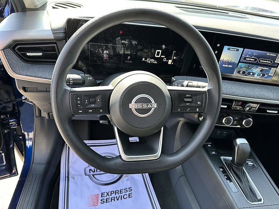 Certified 2025 Nissan Kicks SV image 13